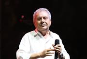 «Ο λαός έδωσε τη λύση - Αυτά τα τραγούδια είναι και δικά του»: Η πρώτη απάντηση του Μανώλη Μητσιά