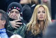Ο Καρβέλας θα αποφασίζει αν η Βίσση θα ερμηνεύει τα τραγούδια του - Η νέα ανακοίνωση