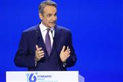 Η διπλή μάχη της κυβέρνησης: Να συσπειρώσει κεντρώους ψηφοφόρους και να απαντήσει στην πίεση εκ δεξιών