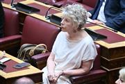 Δεν εκλέγεται αντιπρόεδρος της Βουλής η Έλενα Ακρίτα - 119 υπέρ, 169 «παρών»
