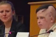 «Η τελευταία φορά που είδα τη μητέρα μου»: Ο 11χρονος Ουκρανός που «λύγισε» διερμηνέα και κοινό στο Ευρωκοινοβούλιο