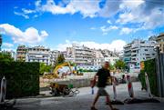 Στο «κόκκινο» η αγωνία στην Κυψέλη: Τα ανοιχτά μέτωπα και ο κίνδυνος από την ακινητοποίηση του μετροπόντικα