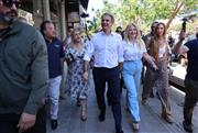 Η … μάχη για την ψήφο των μισθωτών: Που εστιάζει η κυβέρνηση - Τι λένε Τσίπρας και Ανδρουλάκης