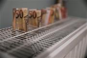 Πετρέλαιο θέρμανσης: Η αντίστροφη μέτρηση για τη διπλή επιδότηση και το ενεργειακό στο «μενού» της Συνόδου Κορυφής