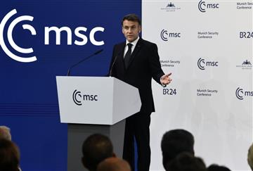 article square background image