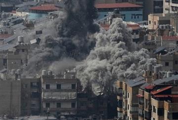 article square background image