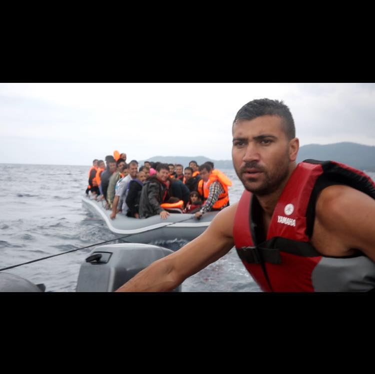 Σε επιχείρηση διάσωσης προσφύγων στο Αιγαίο