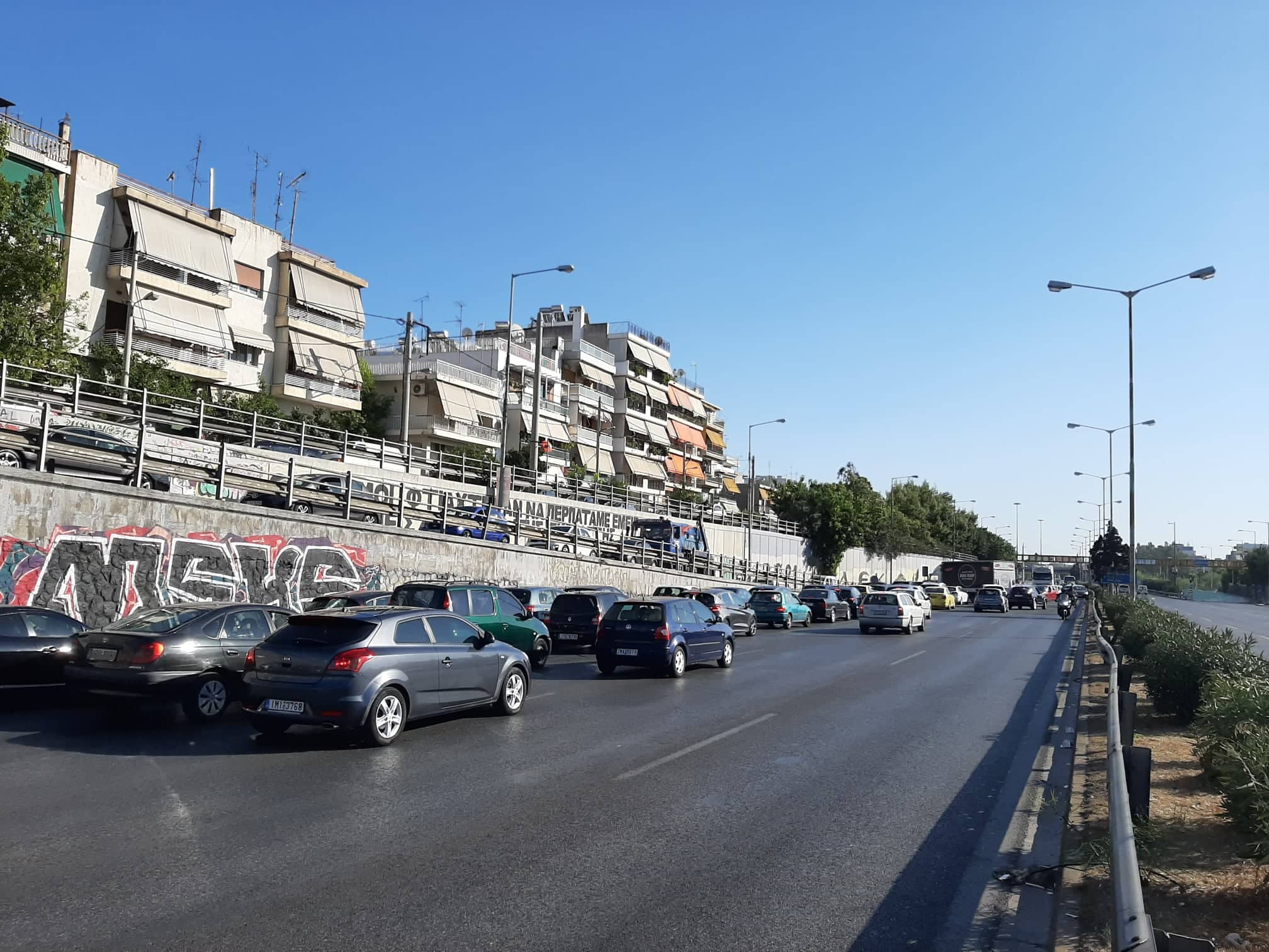 Κίνηση στην Εθνική οδό Αθηνών - Λαμίας