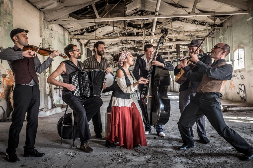 barcelona_gipsy_balkan_orchestra.jpg