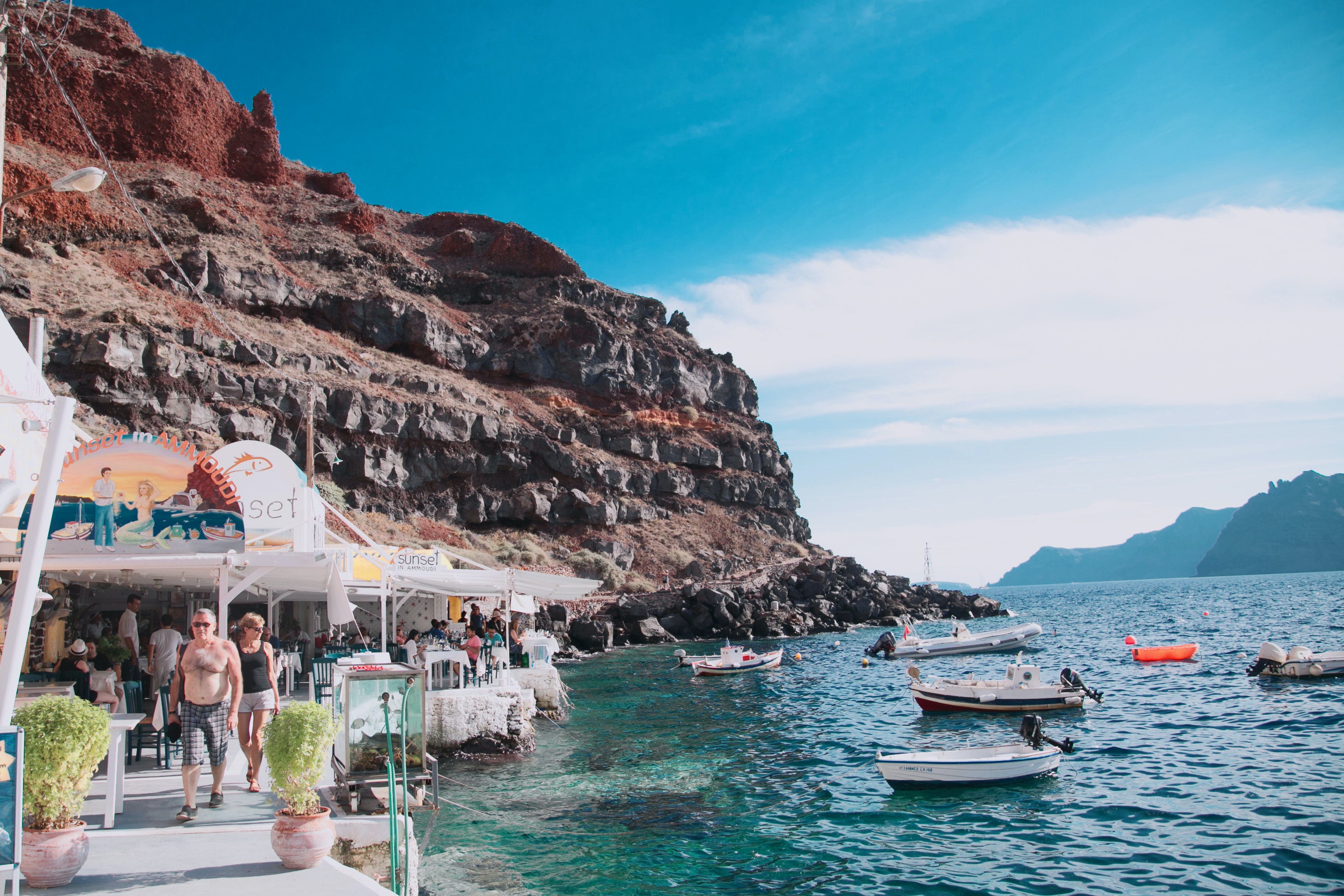 santorini-pexels.jpg