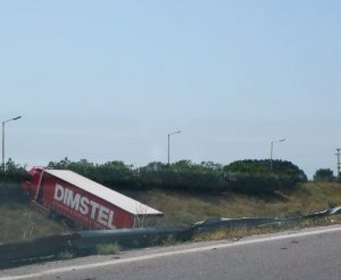 νταλίκα, ανατροπή