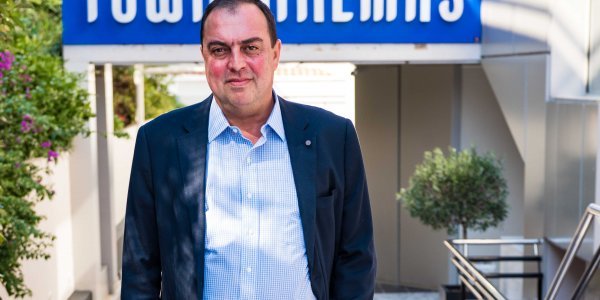 pan_0347_1.jpg pan_0347_1.jpg