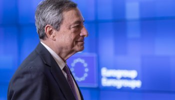 Μάριο Ντράγκι