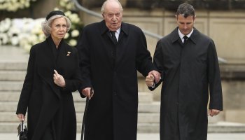 Αποσύρεται ο Χουάν Κάρλος