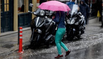 Ισχυρές βροχοπτώσεις στην Αθήνα