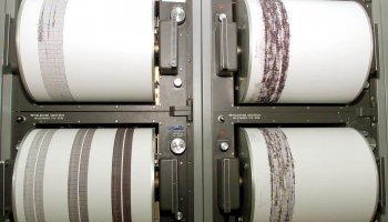 σεισμός, σεισμογράφος