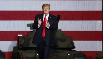 Σχέδιο πολέμου με το Ιράν ζήτησε ο Ντόναλντ Τραμπ