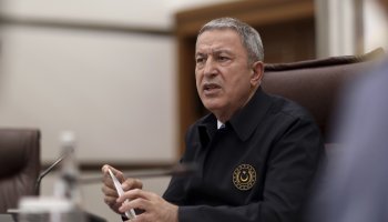 Χουλούσι Ακάρ