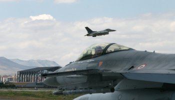 τουρκικό F-16