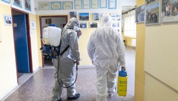 Απολύμανση σε σχολείο για τον κοροναϊό