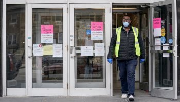 Ανεργία στις ΗΠΑ λόγω κορονοϊού