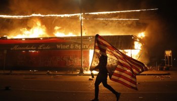 Διαδηλώσεις στην Αμερική για τον George Floyd