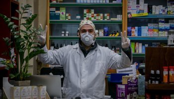 κορονοϊός, φαρμακείο