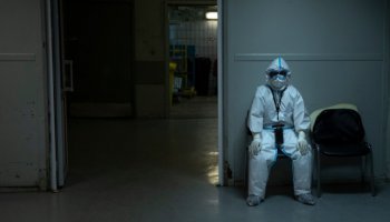 Ρωσία, γιατρός, κορονοϊός