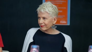 Έλενα Ακρίτα