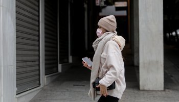 Ερμού, κορονοϊός