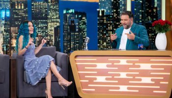 Τζοάν Αρναούτογλου