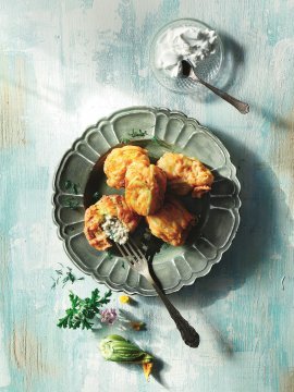 16190513_13208_eat_me_gemista_kolokythoanthoi.jpg 16190513_13208_eat_me_gemista_kolokythoanthoi.jpg